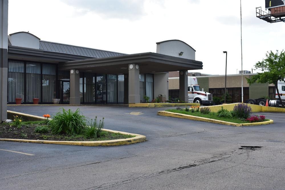 Days Inn Melrose Park/O'Hare South Exterior photo