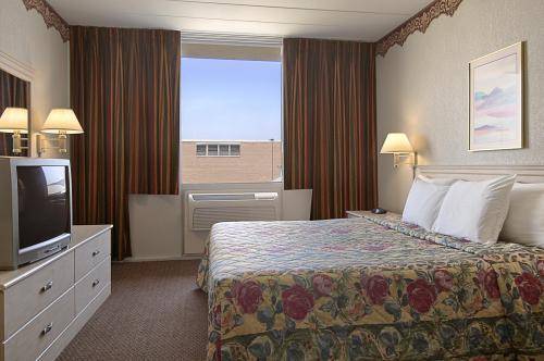 Days Inn Melrose Park/O'Hare South Room photo